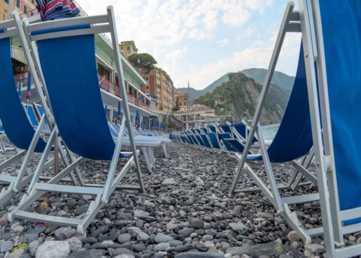 Comment les chaises longues promotionnelles avec logo et impression contribuent-elles à la reconnaissance de la marque ?